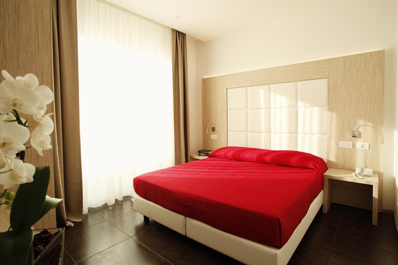 Double or Twin Room,127246107:JPEG